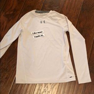 Under Armour fitted heat gear XL